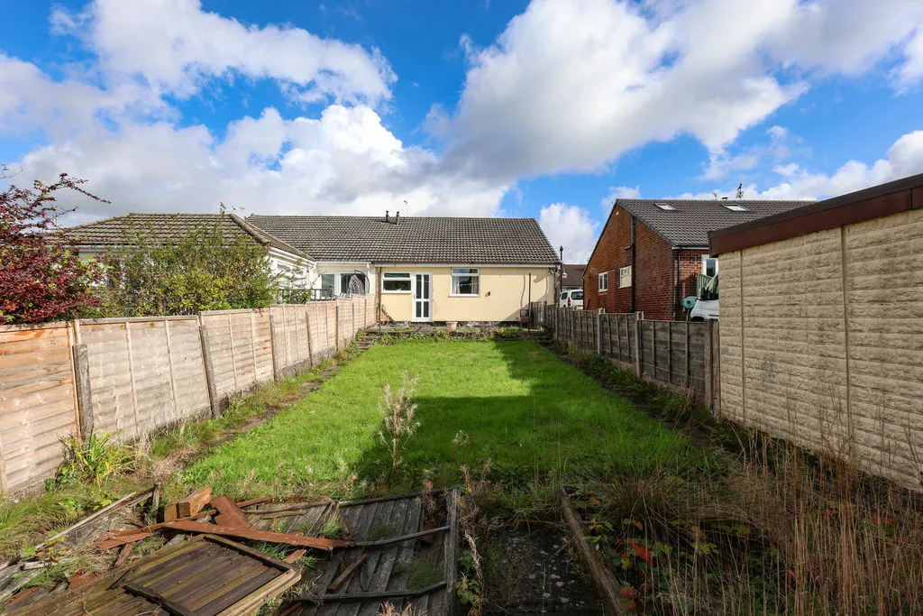 Higher Cleggswood Avenue, Littleborough, OL15, photo 14
