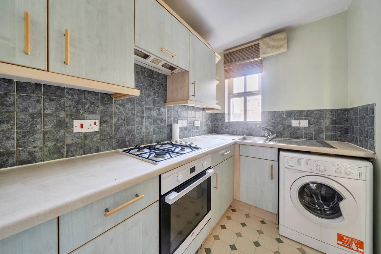 Lullingstone Lane, London, SE13, photo 9