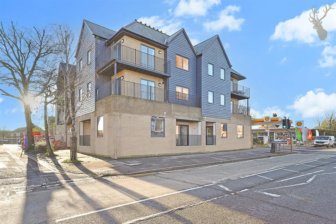1 bed flat for sale, Half Moon Lane, Epping, CM16