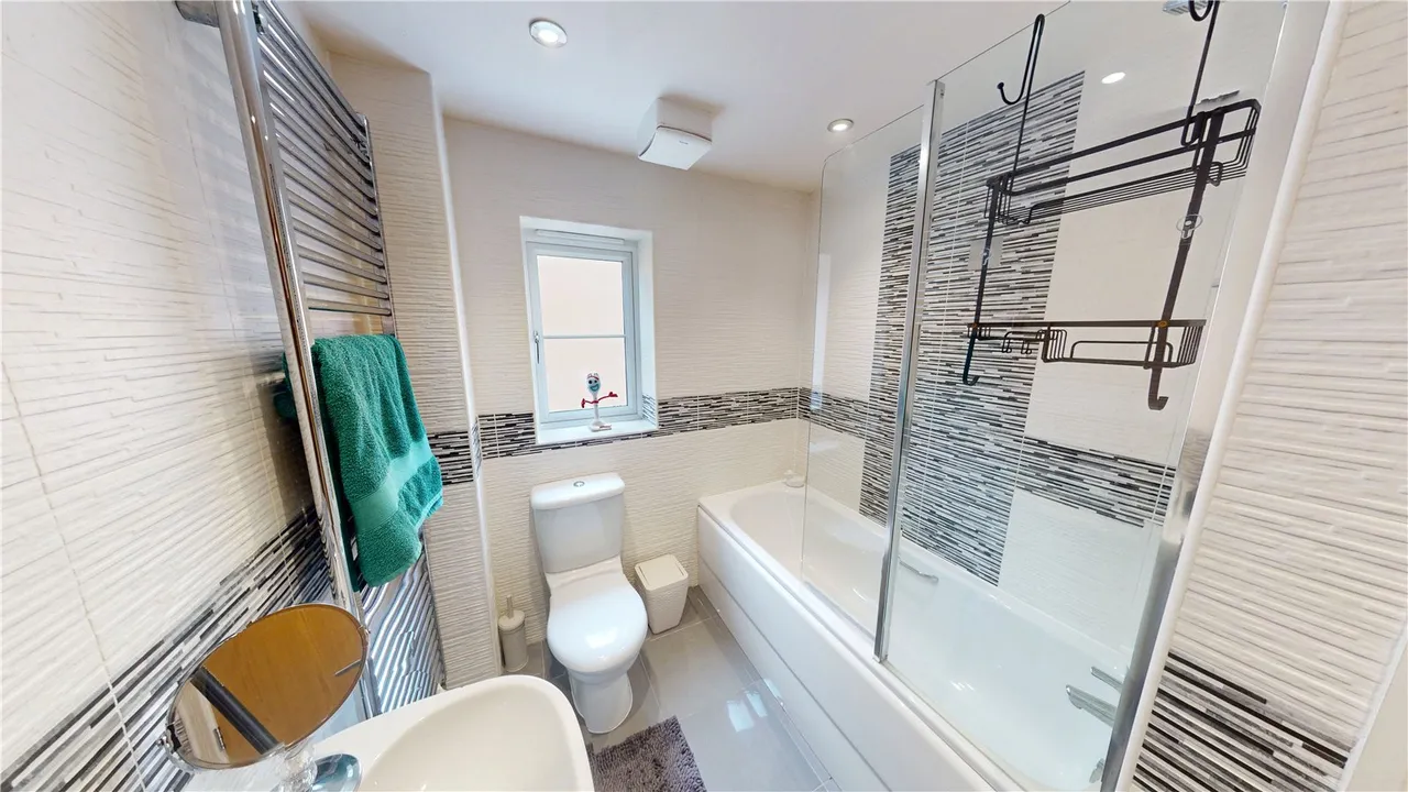 Honeysuckle Way, Thirsk, North Yorkshire, YO7 3SH, photo 14