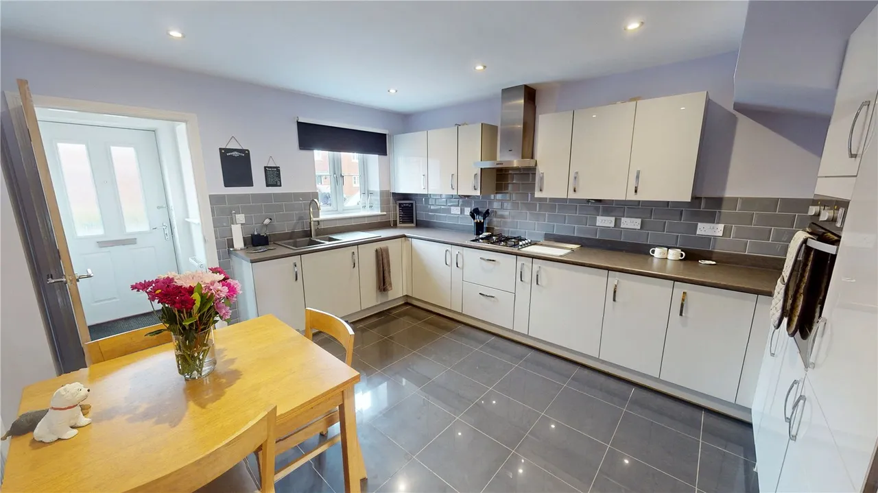 Honeysuckle Way, Thirsk, North Yorkshire, YO7 3SH, photo 3