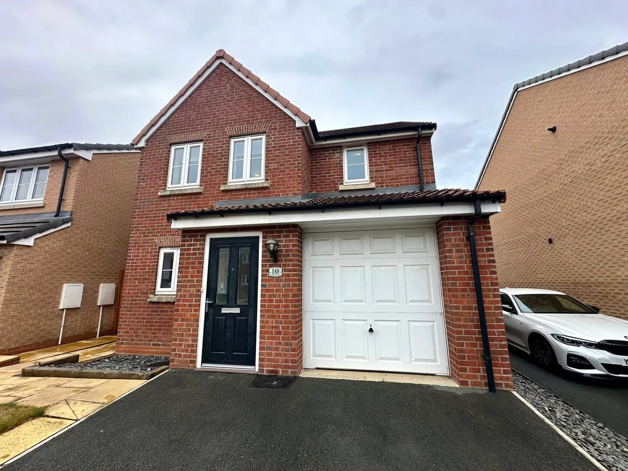 3 bed house for sale — Honeysuckle Way, Thirsk, North Yorkshire, YO7 3SH