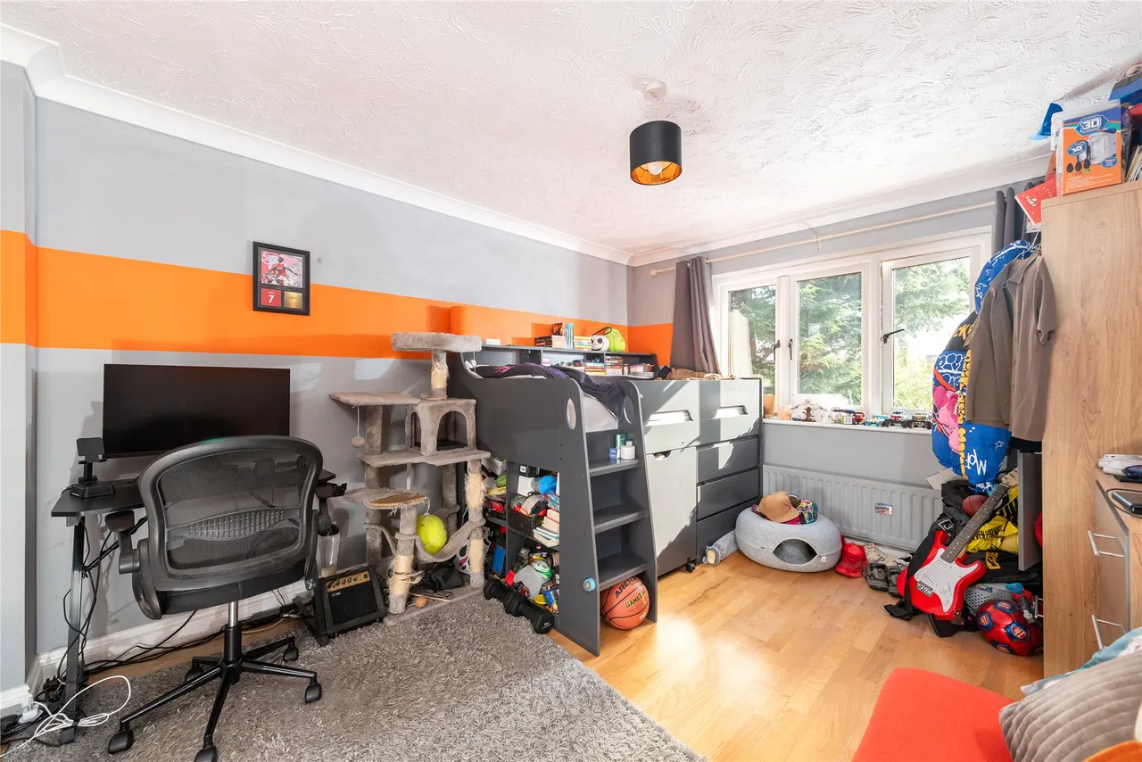 High Street, Langford, SG18, photo 19