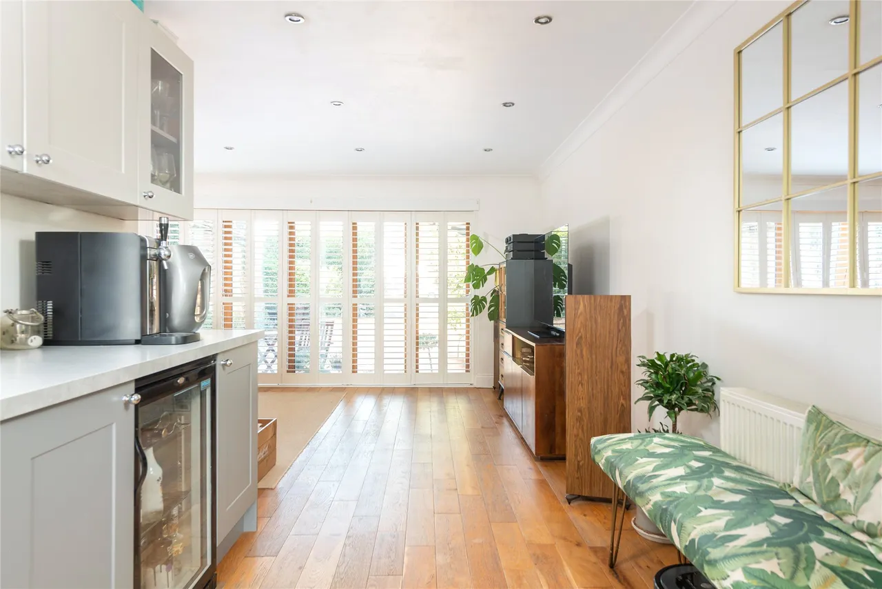 High Street, Langford, SG18, photo 12