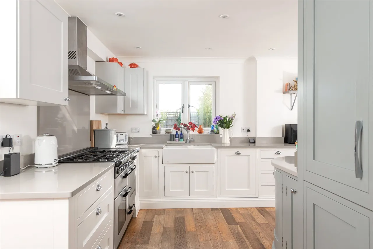 High Street, Langford, SG18, photo 11