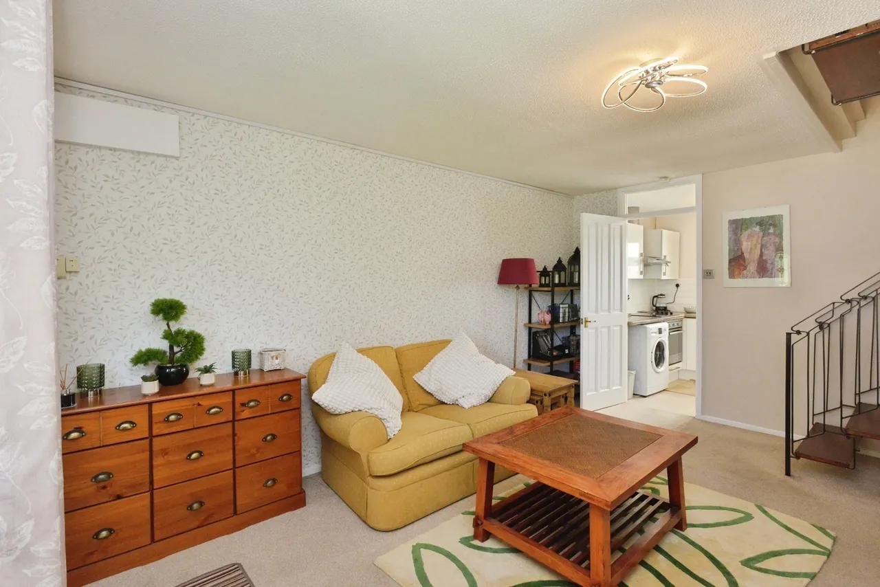 Bercham, Two Mile Ash, Milton Keynes, Buckinghamshire, MK8, photo 5