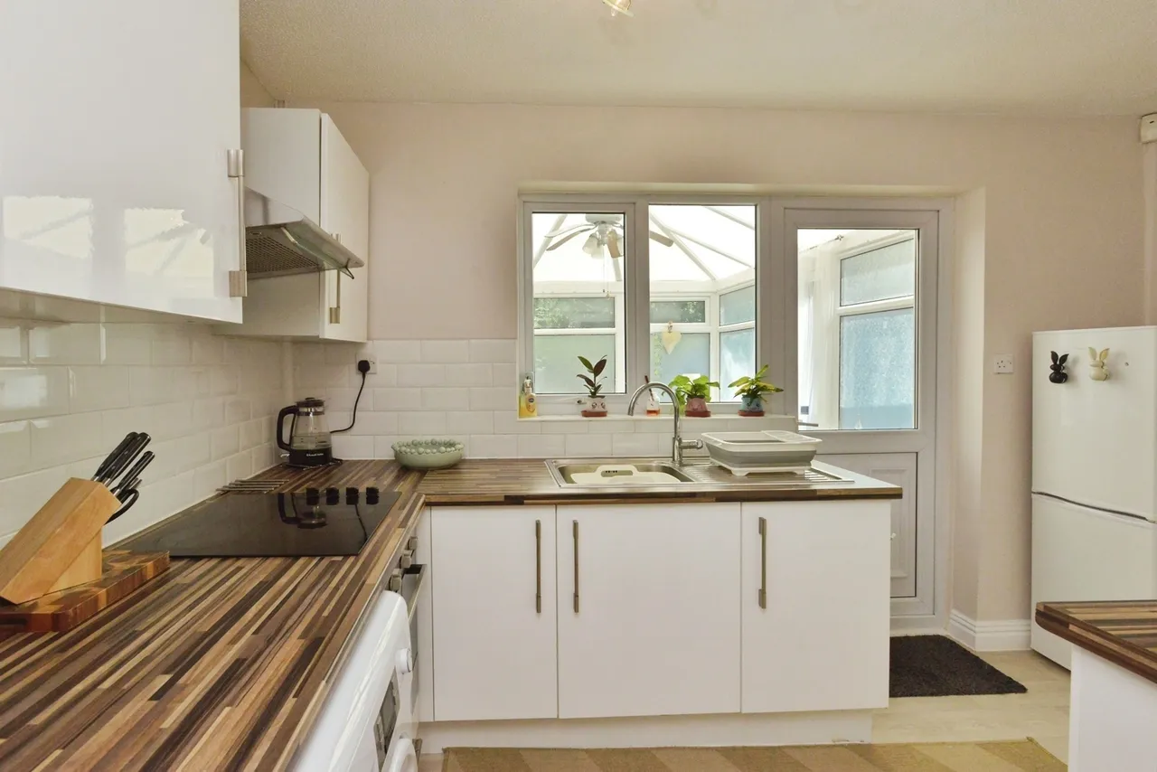 Bercham, Two Mile Ash, Milton Keynes, Buckinghamshire, MK8, photo 7