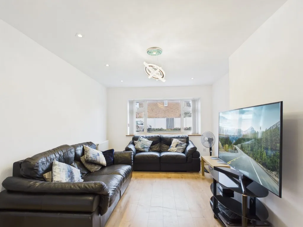 Fowler Close, Earley, RG6, photo 6