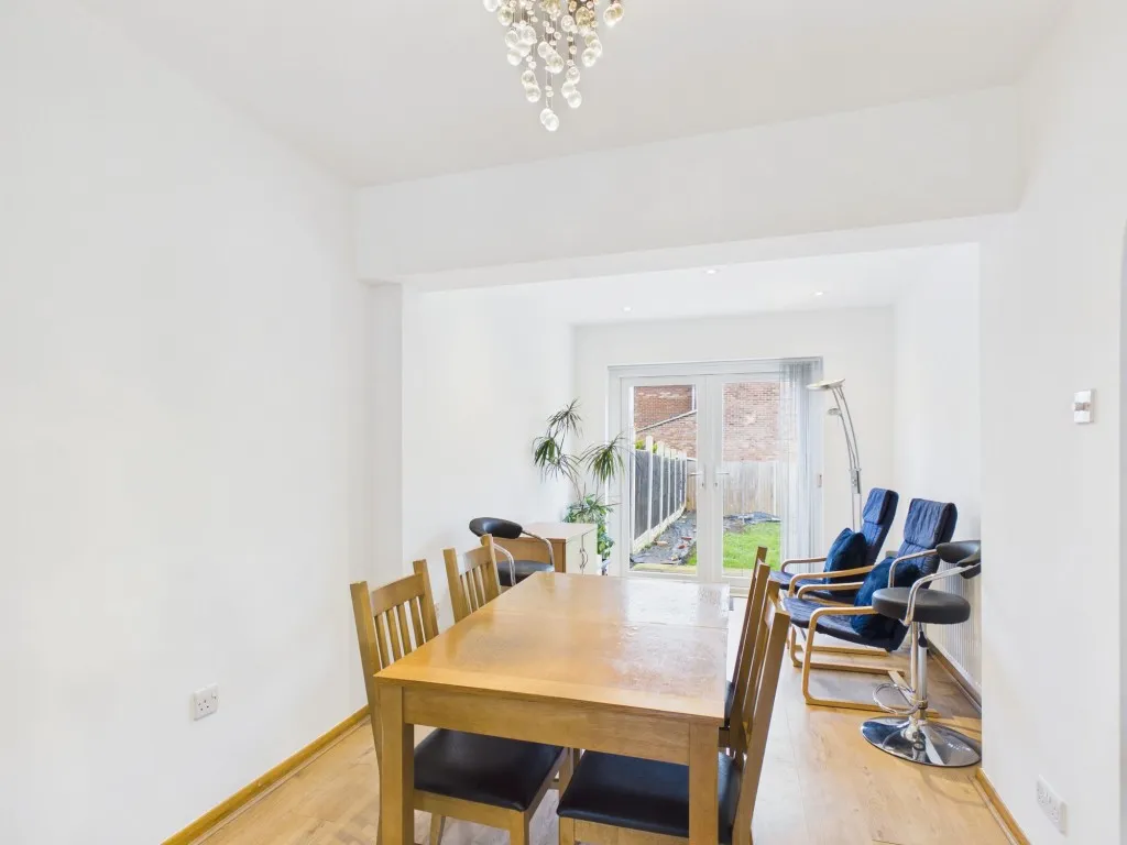Fowler Close, Earley, RG6, photo 5