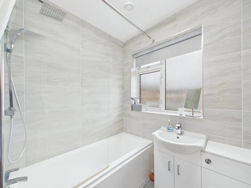 Fowler Close, Earley, RG6, photo 12