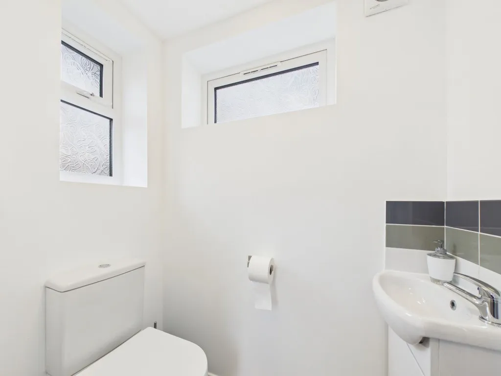 Fowler Close, Earley, RG6, photo 10