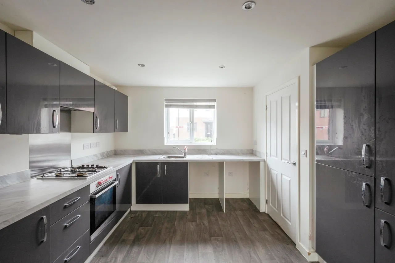 Blossom Crescent, Balby, Doncaster, South Yorkshire, DN4, photo 7
