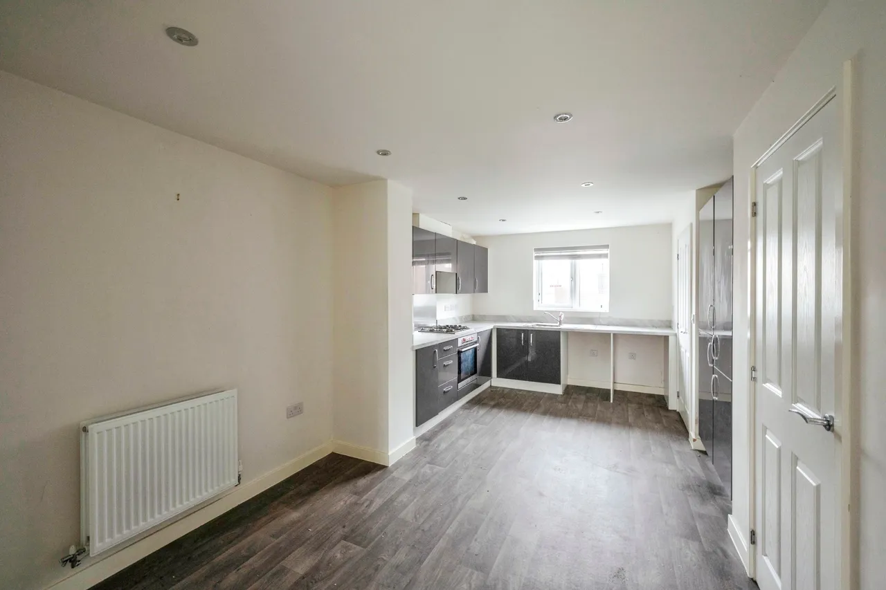 Blossom Crescent, Balby, Doncaster, South Yorkshire, DN4, photo 9