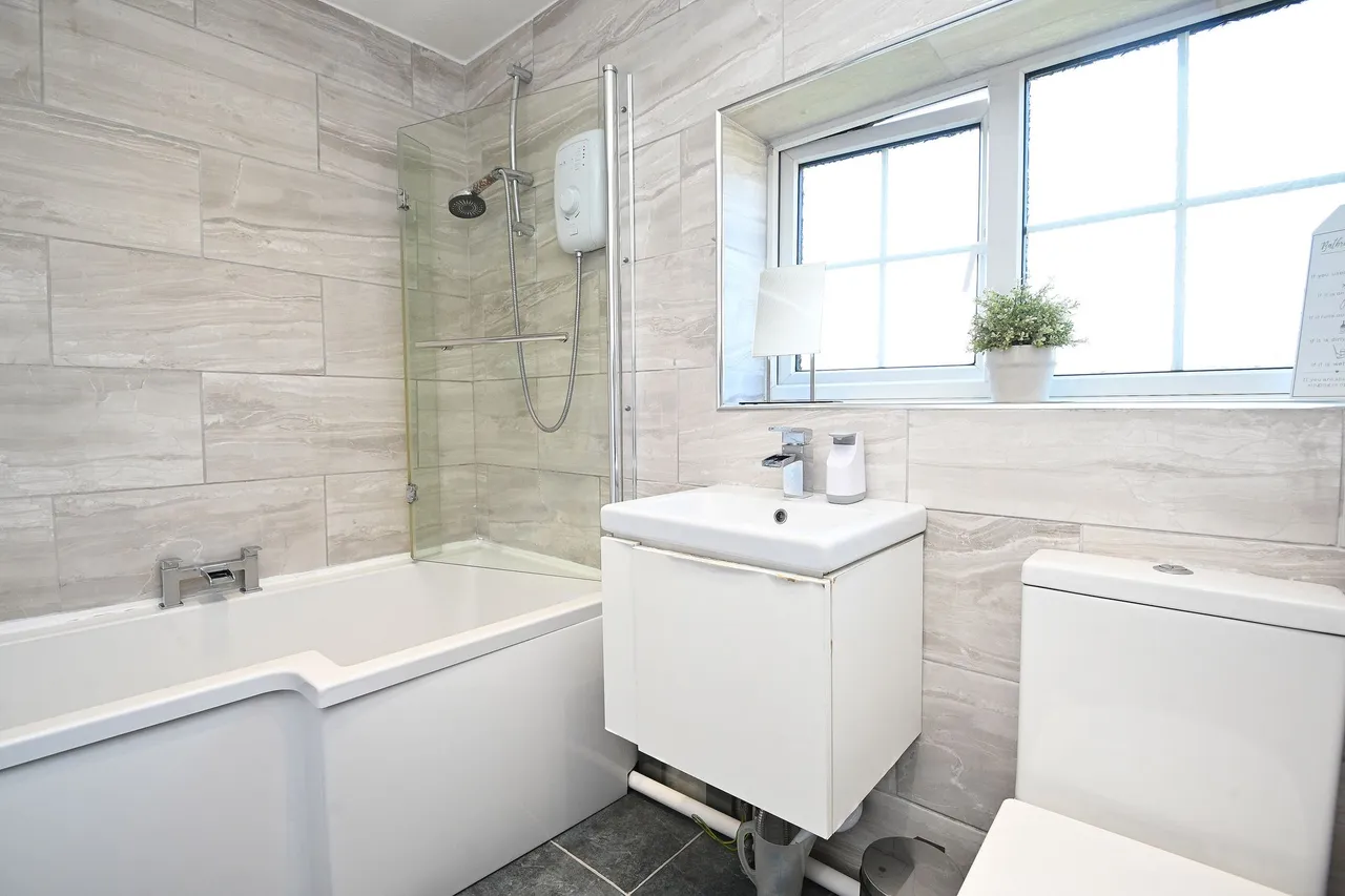 Tennyson Avenue, Harrogate, HG1, photo 12