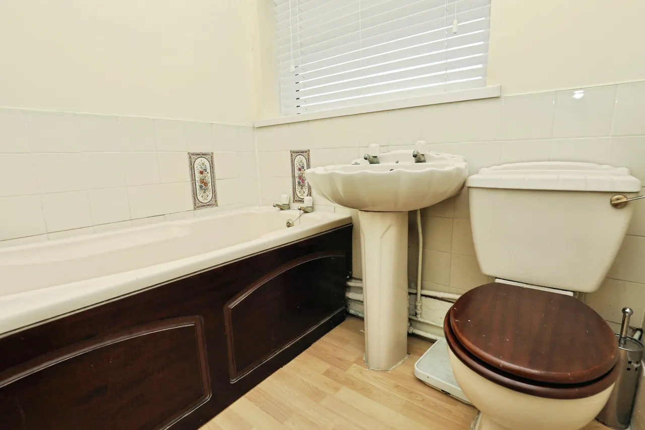 Ashbourne Crescent, Liverpool, L36, photo 12