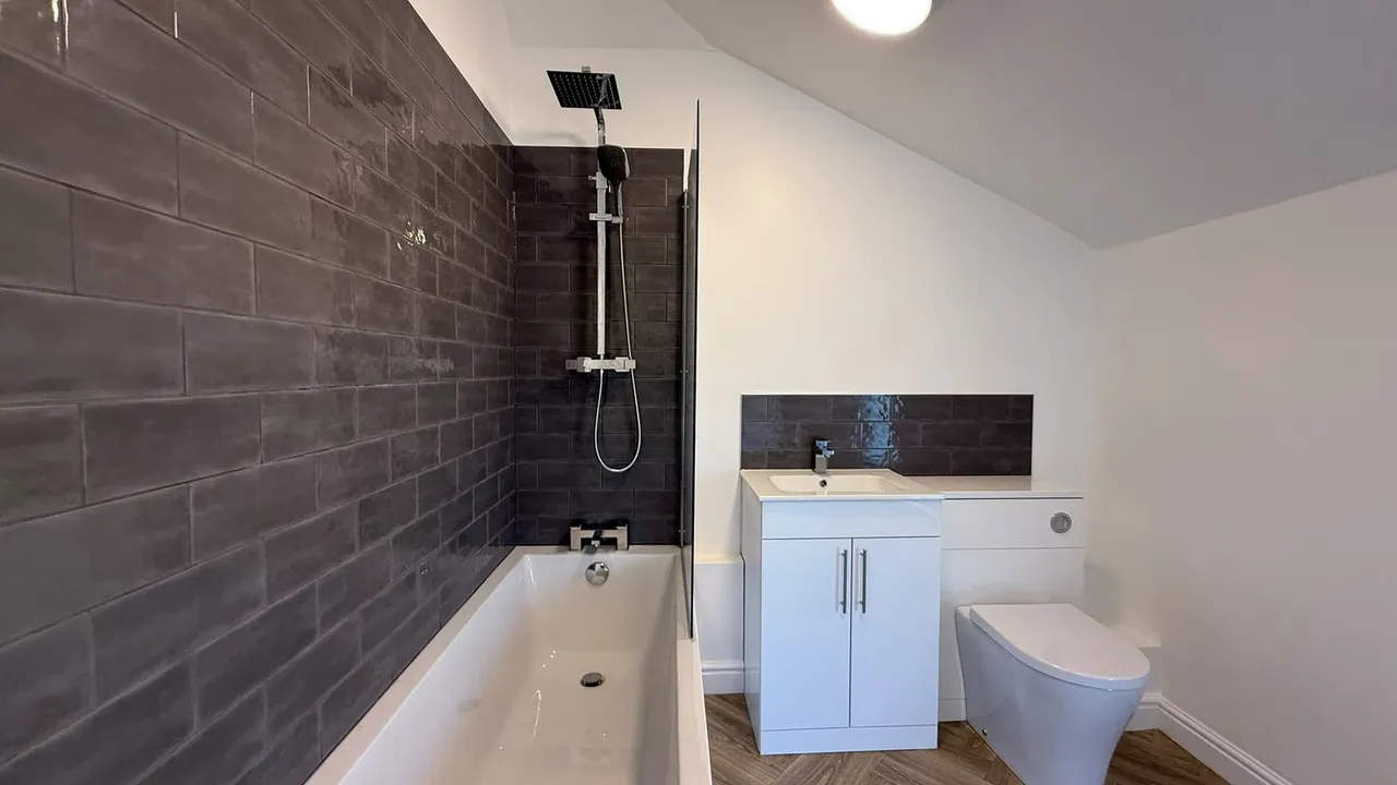 Manchester Road, Deepcar, S36, photo 6