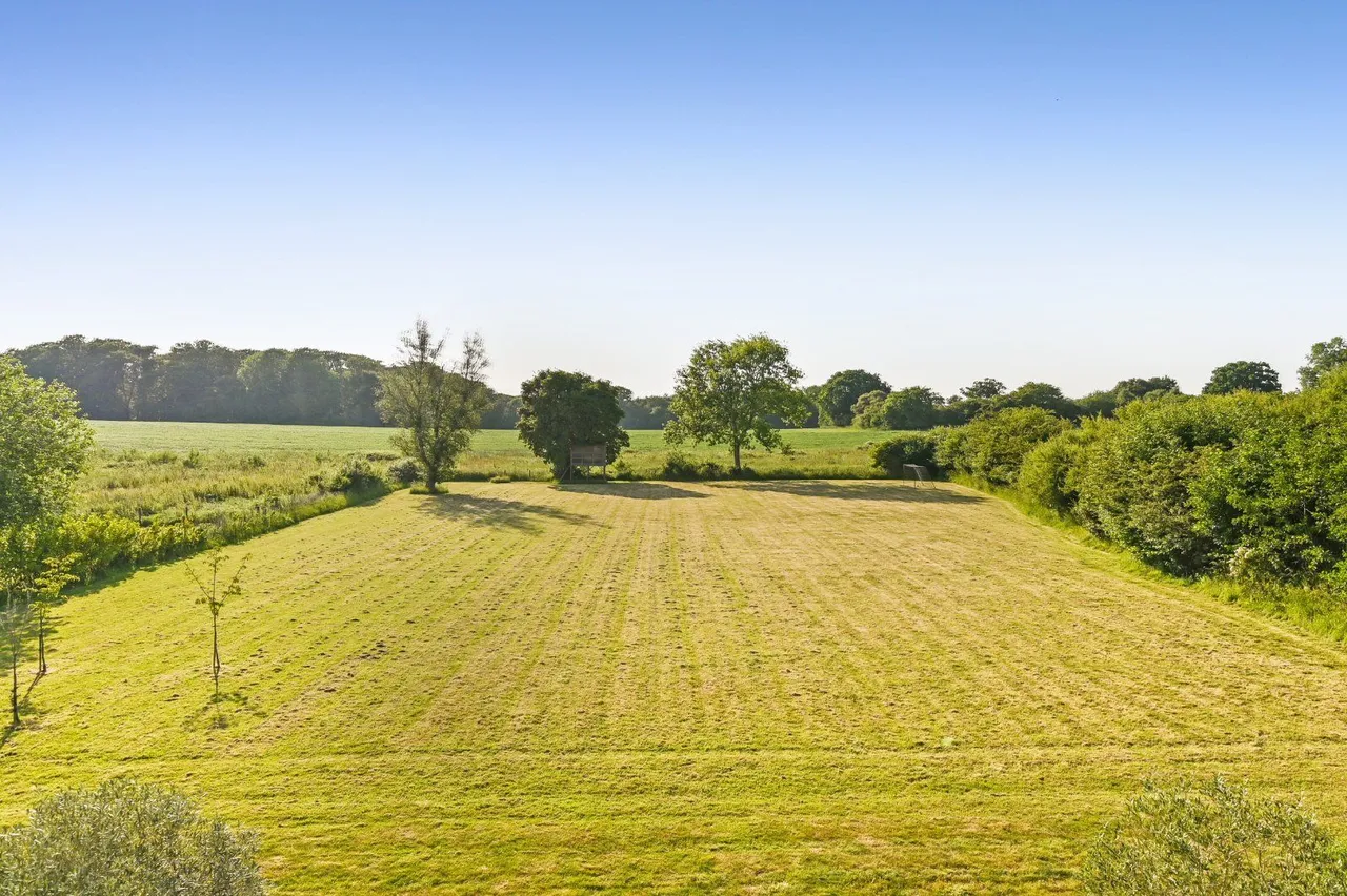 Bulltown Lane, West Brabourne, Kent, TN25 5NB, photo 5