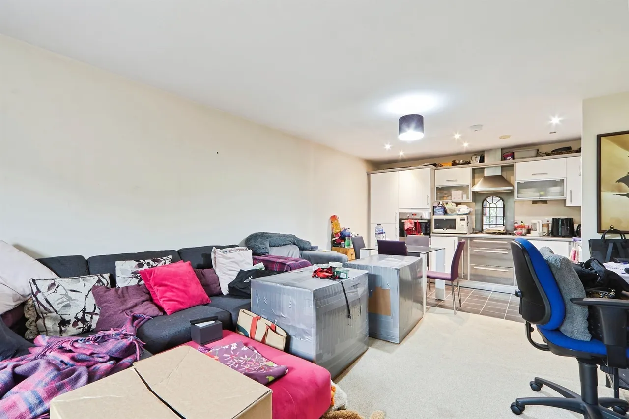 Sycamore Avenue, Bingley, photo 8