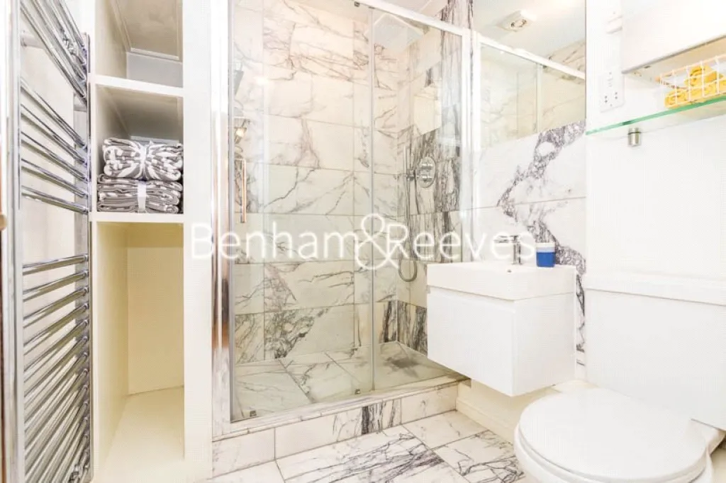 Russell Road, Kensington, W14, photo 2