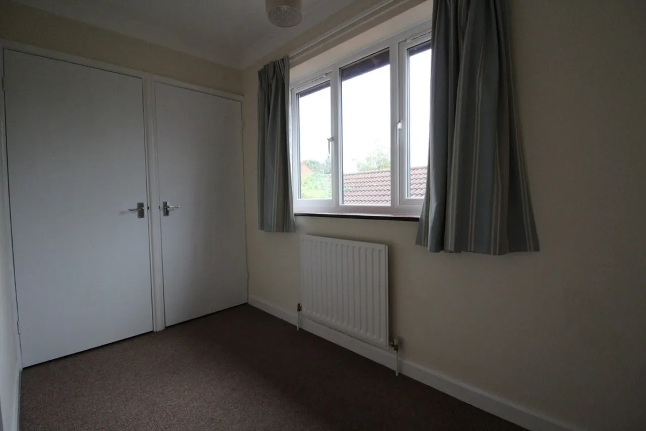 Mackender Court, Ashby, DN16, photo 6