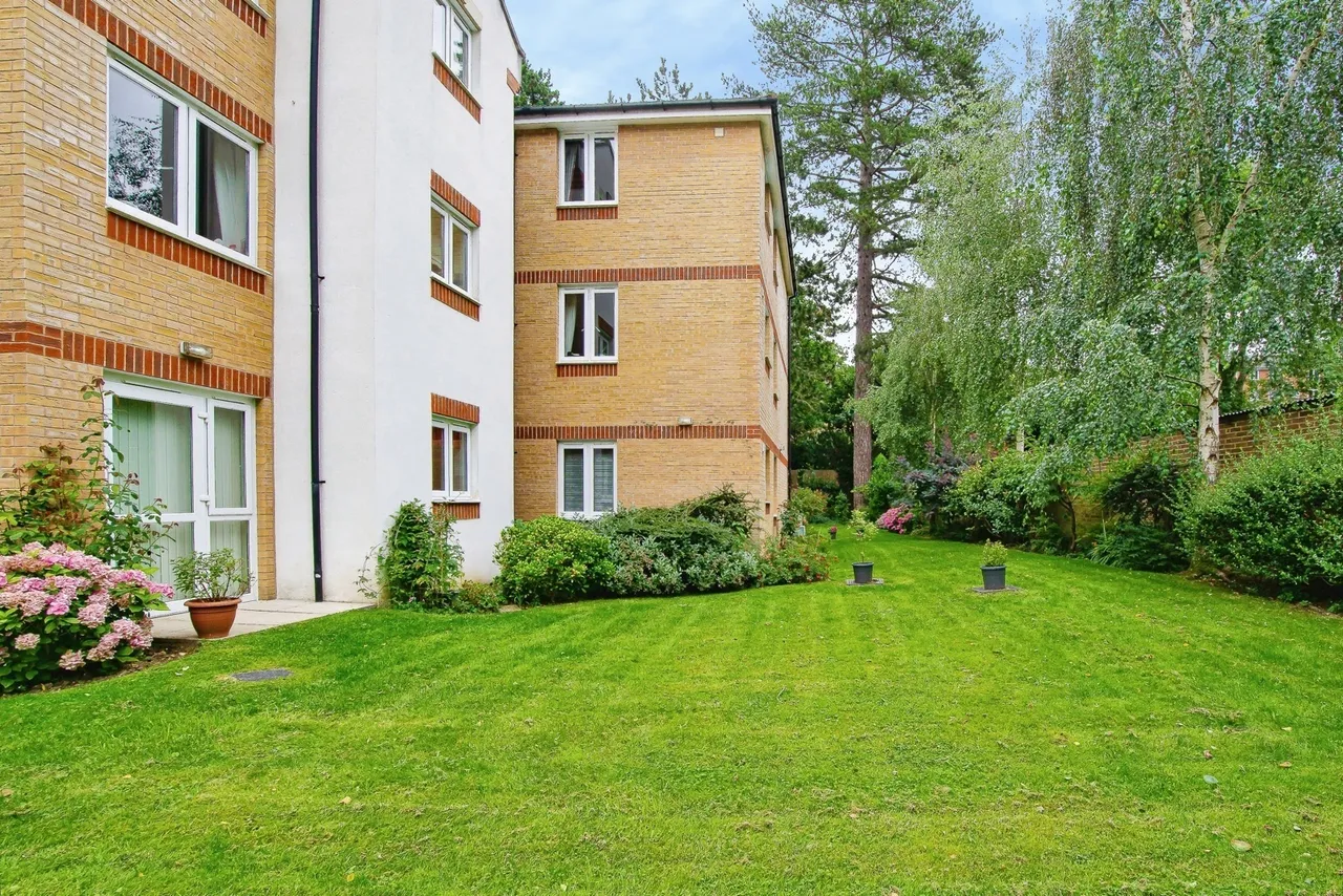 Stafford Road, Caterham, Surrey, CR3, photo 19