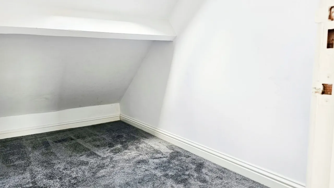 High Street, Worle, BS22, photo 8