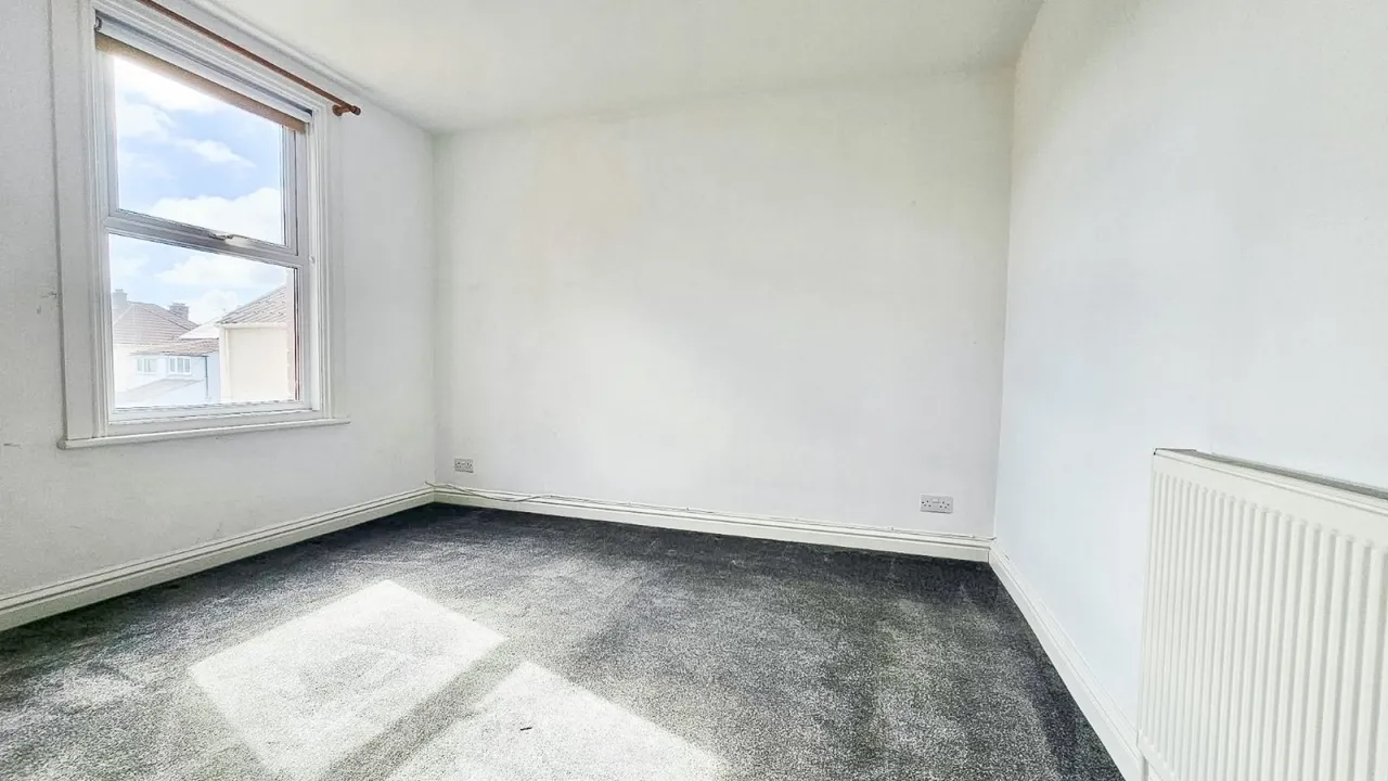 High Street, Worle, BS22, photo 5