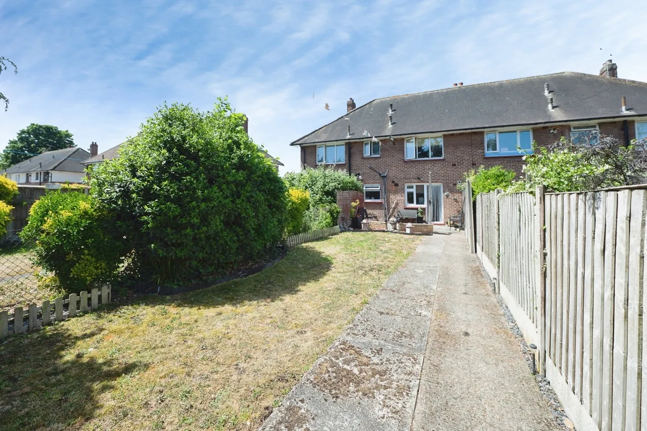 Cross Road, Mawneys, Romford, RM7, photo 17