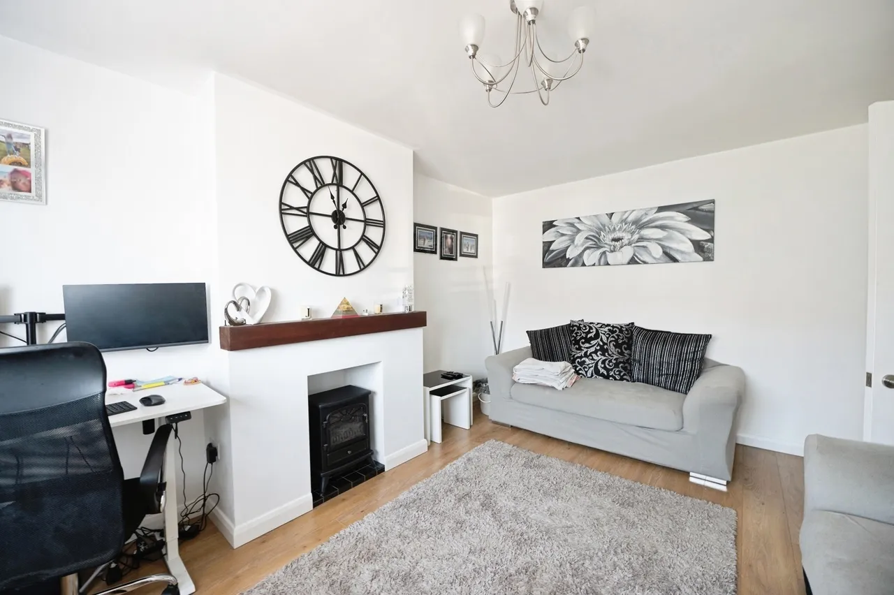 Cross Road, Mawneys, Romford, RM7, photo 5