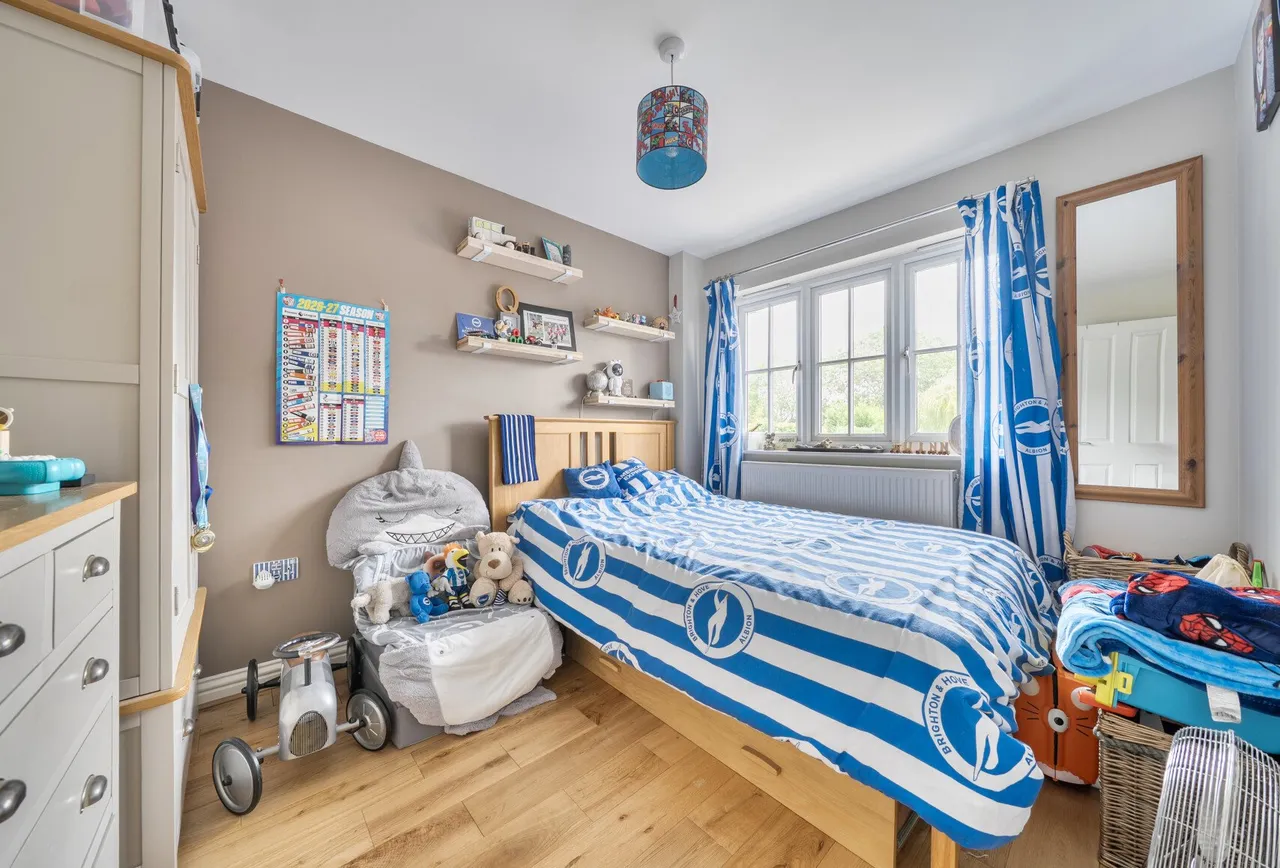 Forge Place, Hookwood, RH6 0AL, photo 16