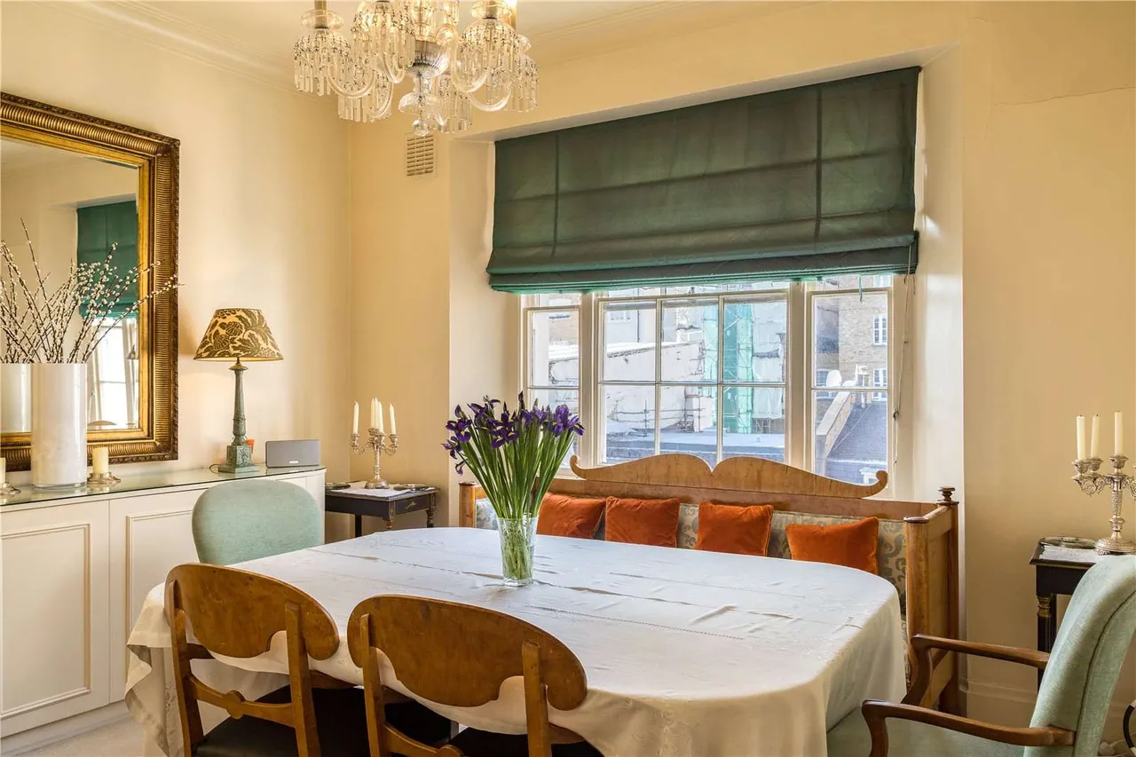 Eaton Place, London, SW1X 8BN, photo 2