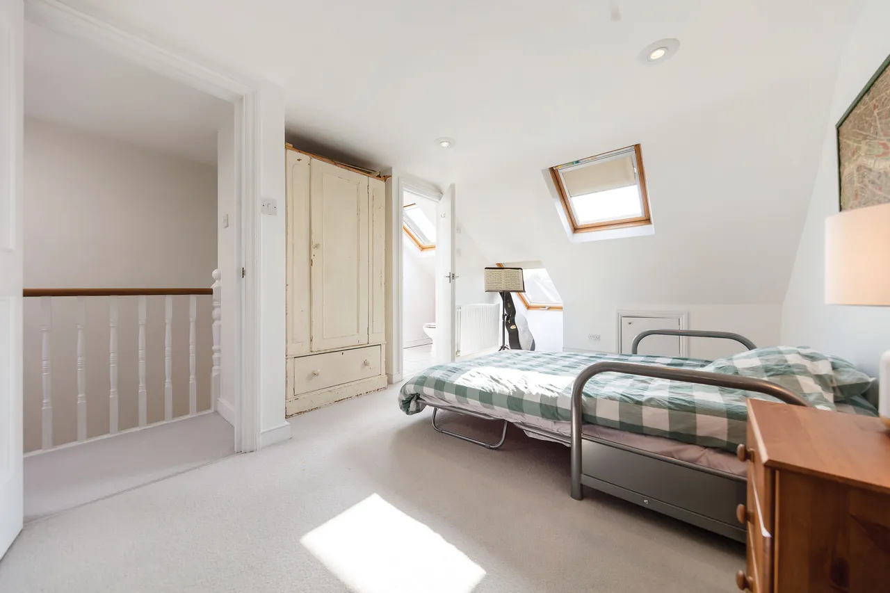90 Astonville Street, London, photo 8