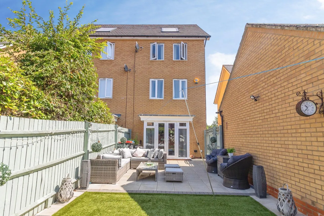 Wilkinson Crescent, Milton Keynes, MK12, photo 4