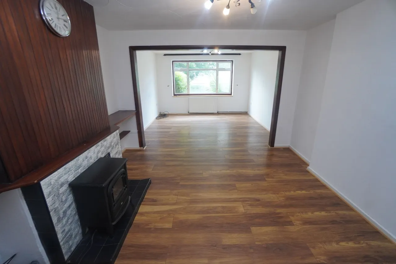 Walton Drive, High Wycombe, HP13, photo 4