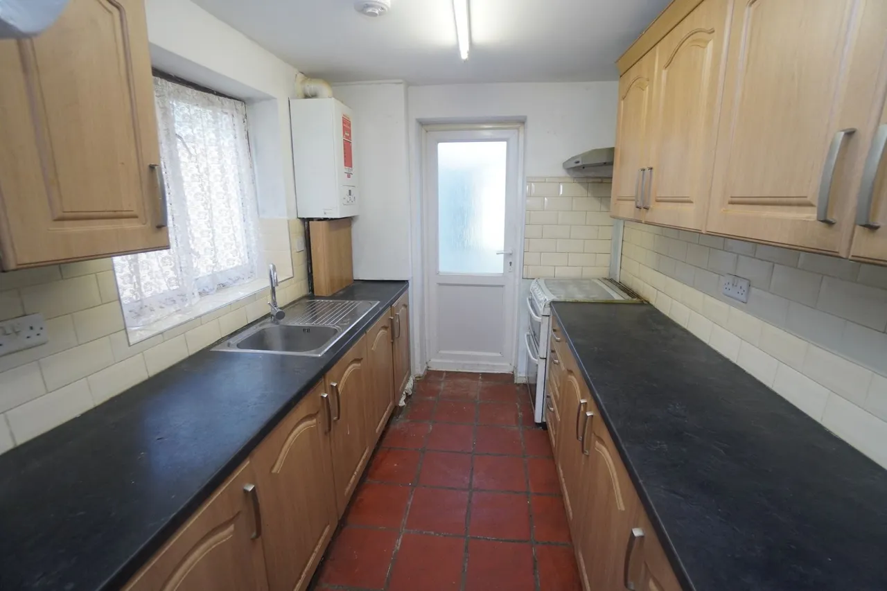 Walton Drive, High Wycombe, HP13, photo 5