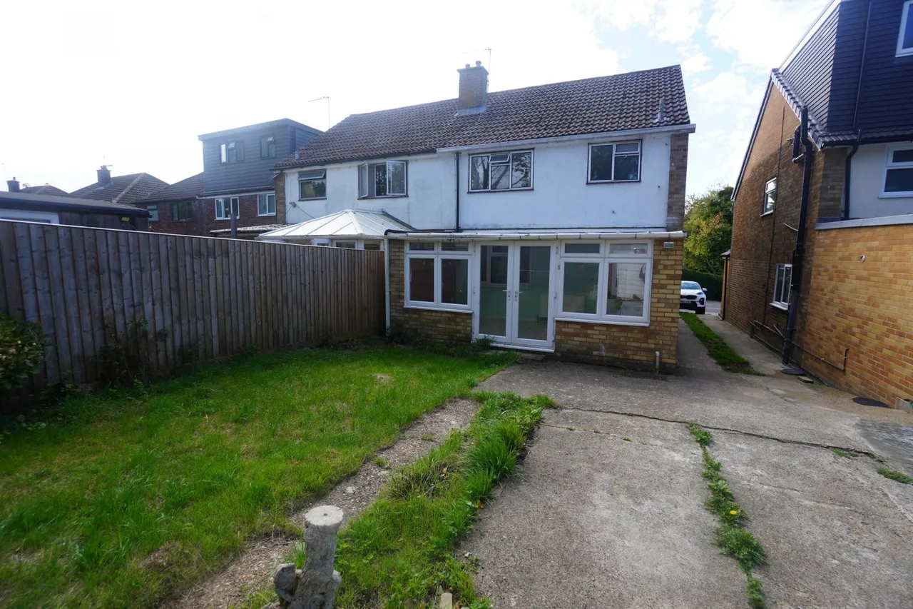 Walton Drive, High Wycombe, HP13, photo 12