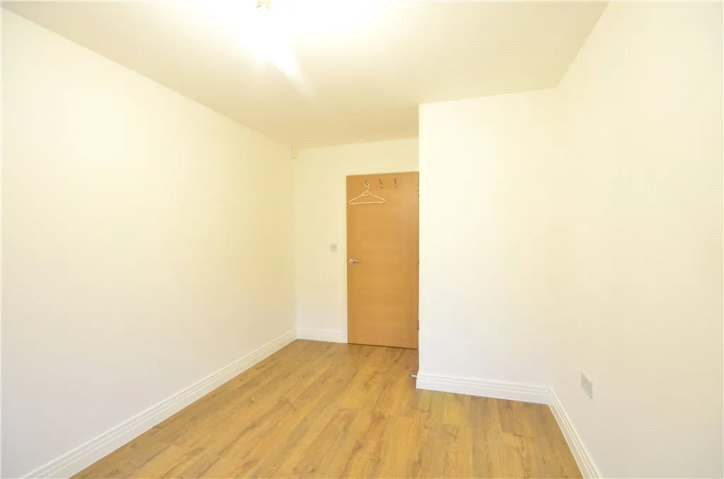 Kenmare Close, Ickenham, UB10, photo 10