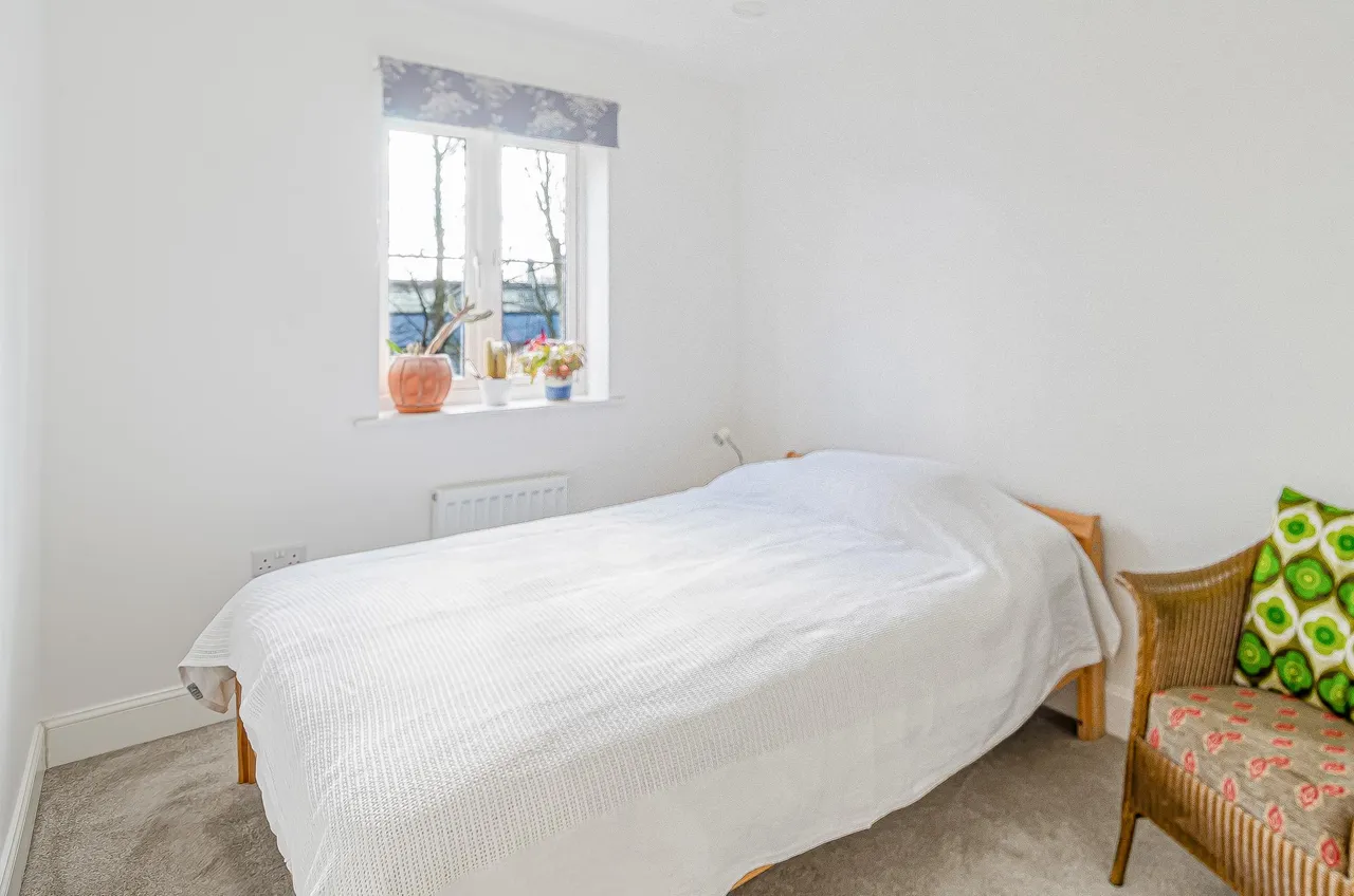 Manor House Court, Chesterfield, S41, photo 16