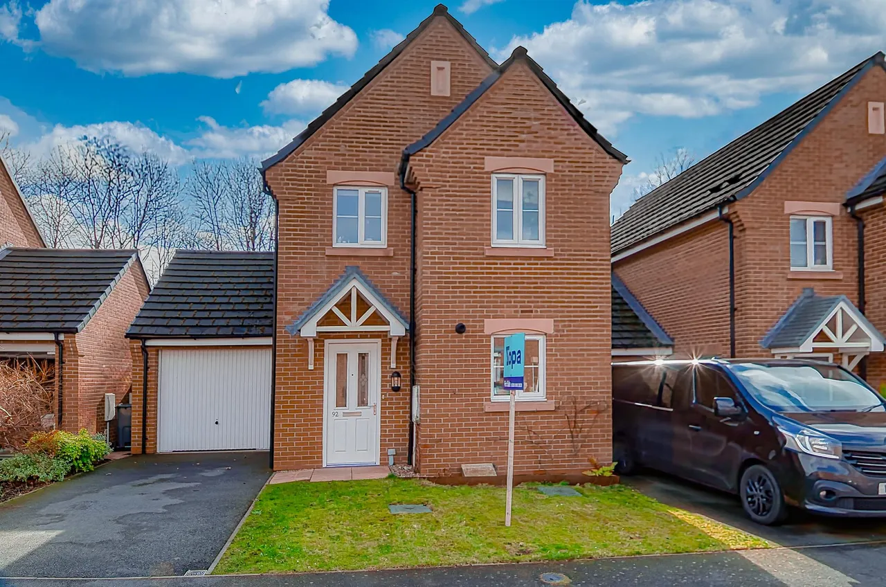 3 bed house for sale, Manor House Court, Chesterfield, S41