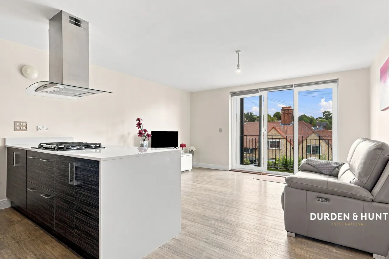 Church Hill, Loughton, IG10, photo 3