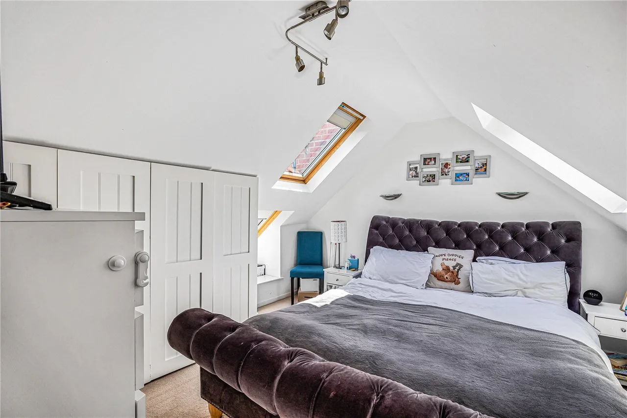 The Close, Henley-on-Thames, RG9, photo 5