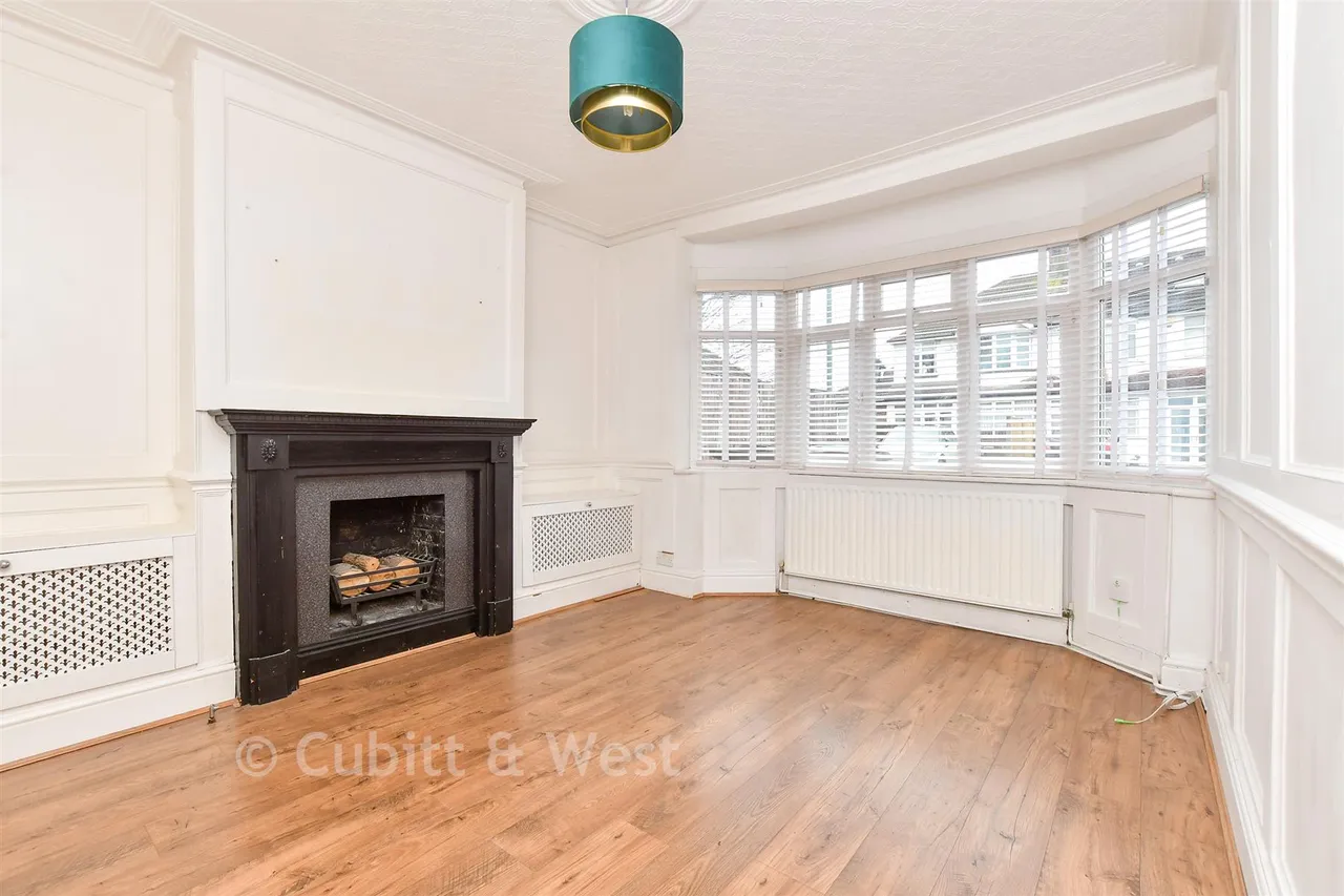 Hindhead Way, Wallington, SM6, photo 4