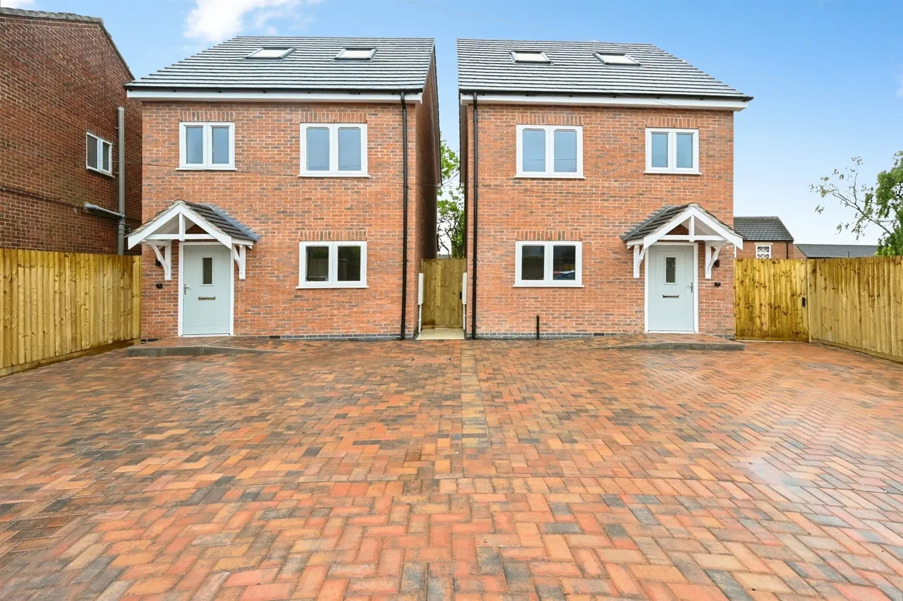 3 bed house for sale, Providence Street, Ripley, DE5