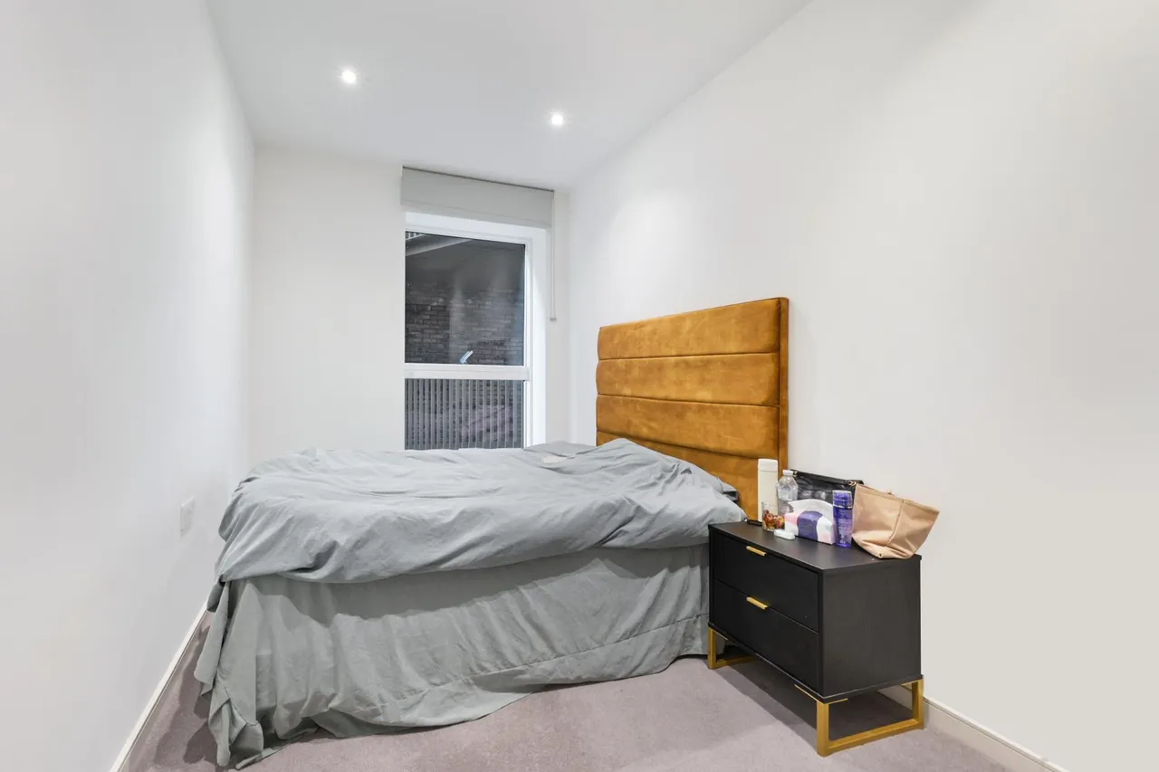 Penny Brookes Street, E15, photo 15