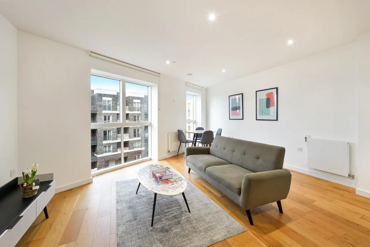 Penny Brookes Street, E15, photo 11