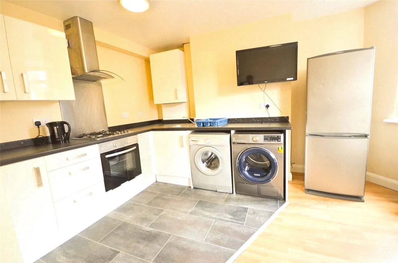 Davenport Avenue, M20, photo 2