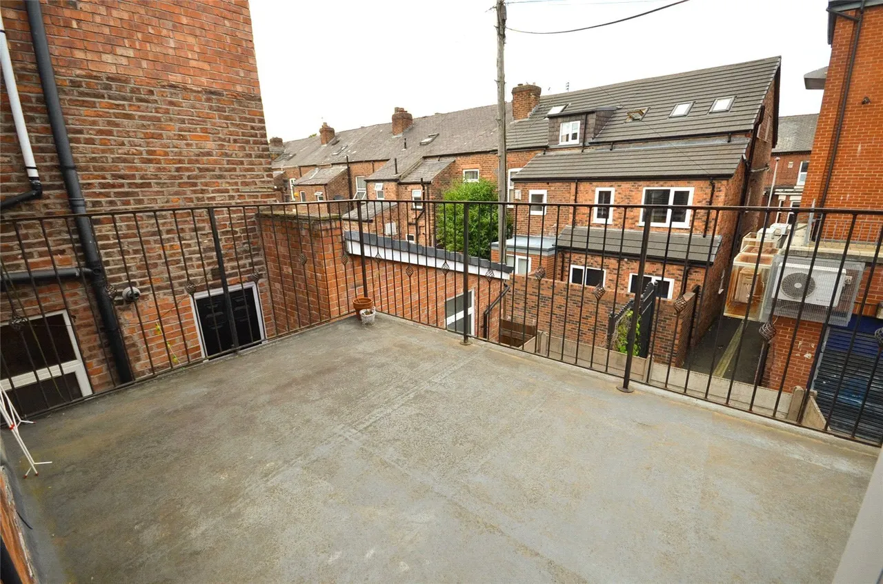 Davenport Avenue, M20, photo 8