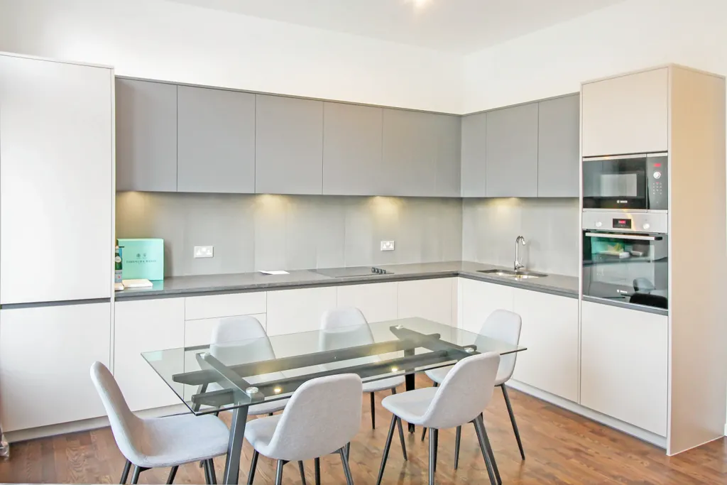 4 bed house for sale, Henry Street, London, SE8