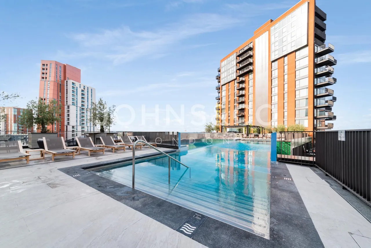 Embassy Gardens, London, SW11, photo 10