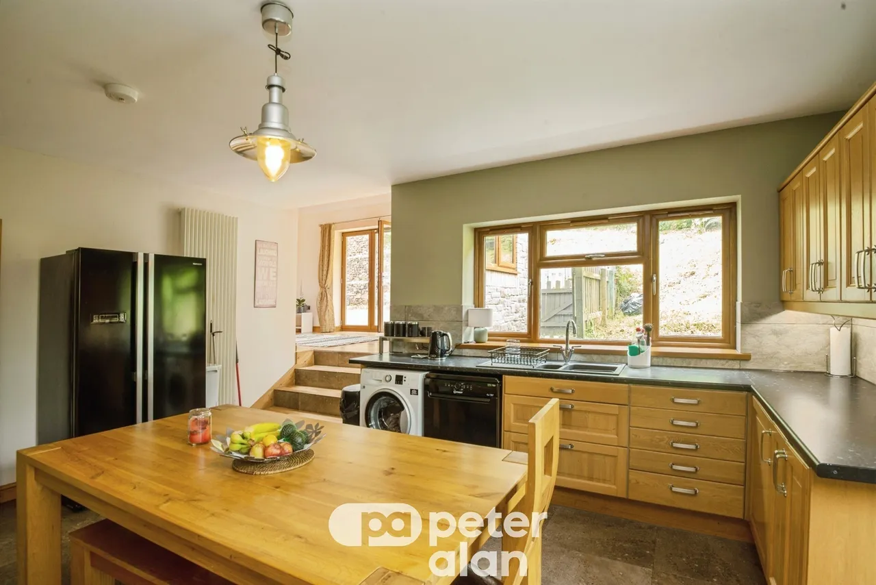 Stoney Road, Pontypool, NP4, photo 5